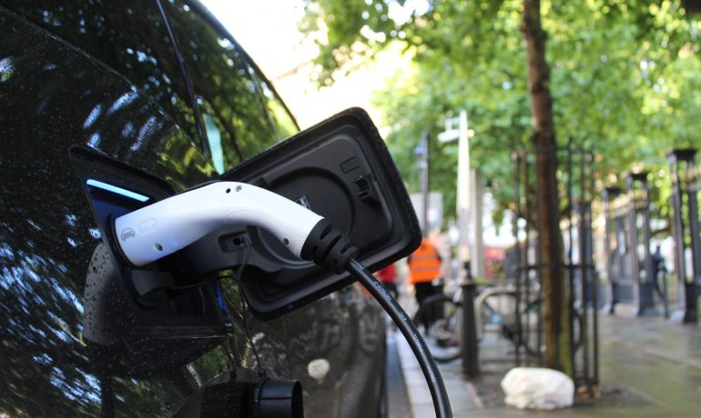 REA & UK EVSE tie-up to provide clear voice for UK electric vehicle charging sector